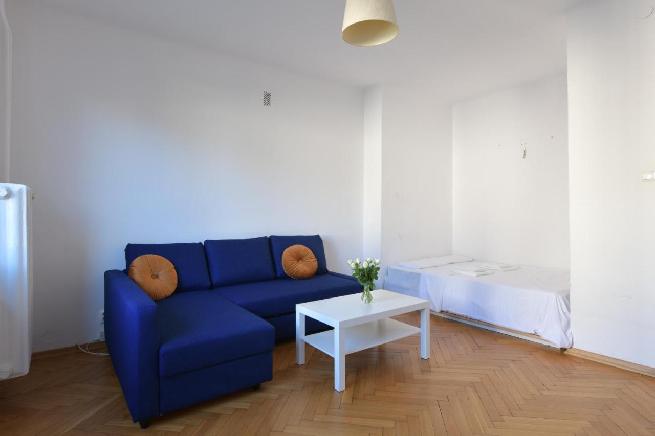 Apartment Wilcza 3 - Dla 4 Osob - 260m Do Ambasady - Duzy Balkon Od Strony Dziedzinca - Wifi - Good *